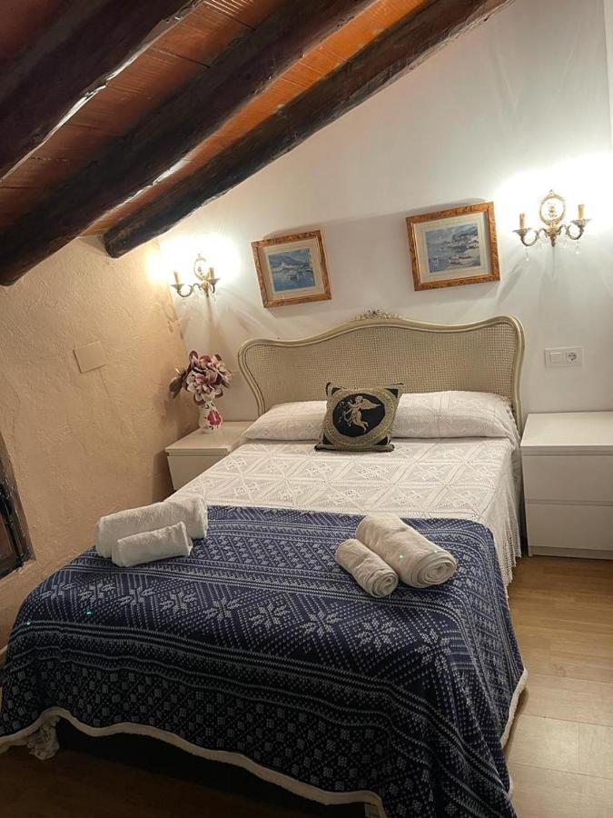 Casa Rural Vicenta 1750 Albentosa ภายนอก รูปภาพ