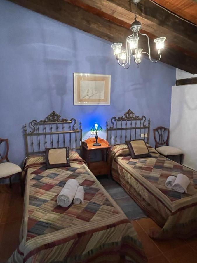 Casa Rural Vicenta 1750 Albentosa ภายนอก รูปภาพ