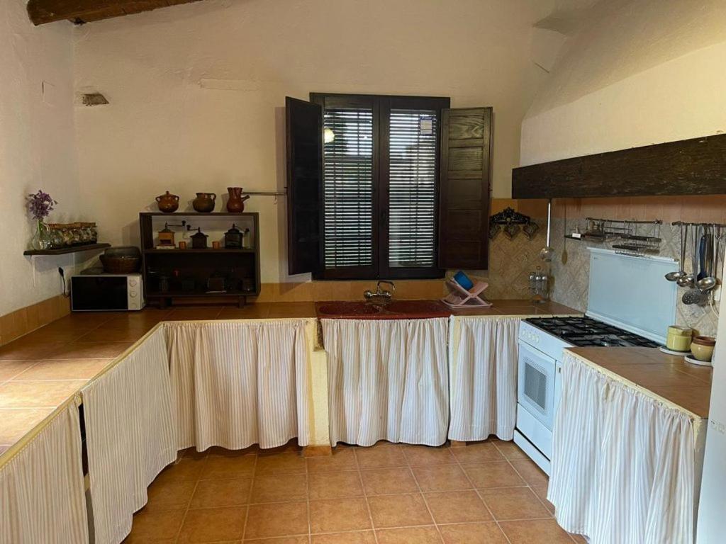 Casa Rural Vicenta 1750 Albentosa ภายนอก รูปภาพ