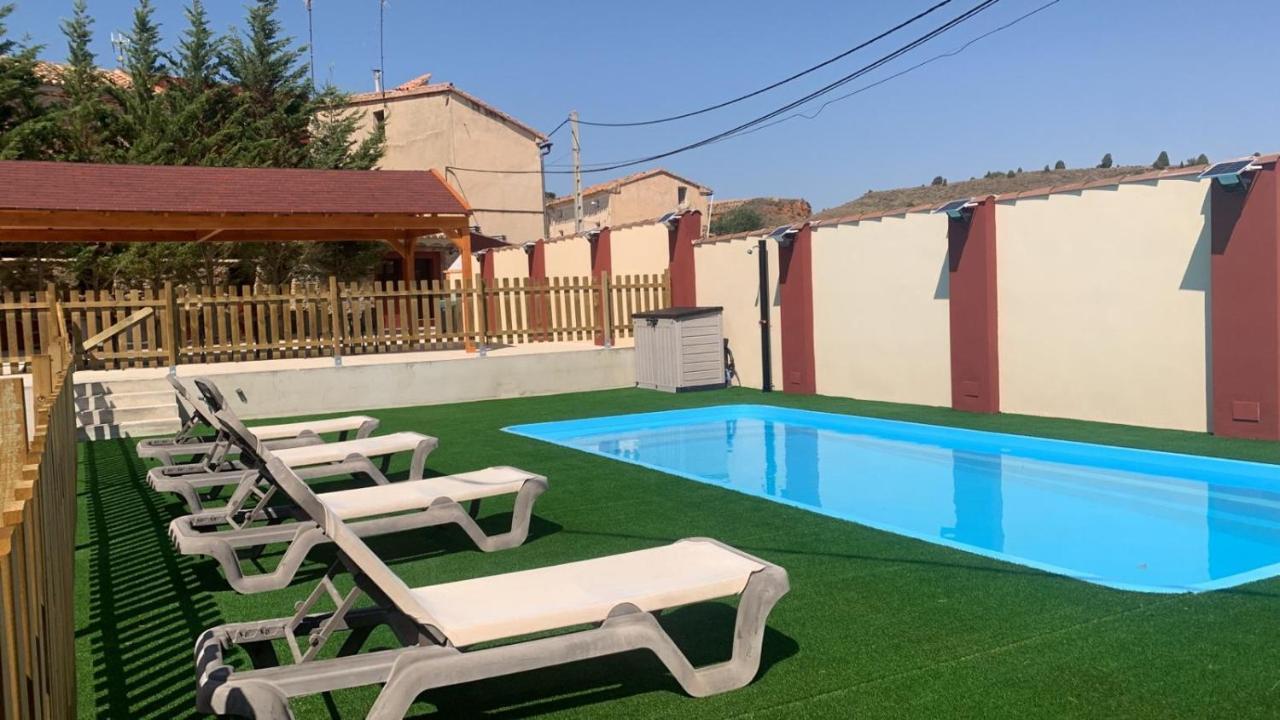 Casa Rural Vicenta 1750 Albentosa ภายนอก รูปภาพ