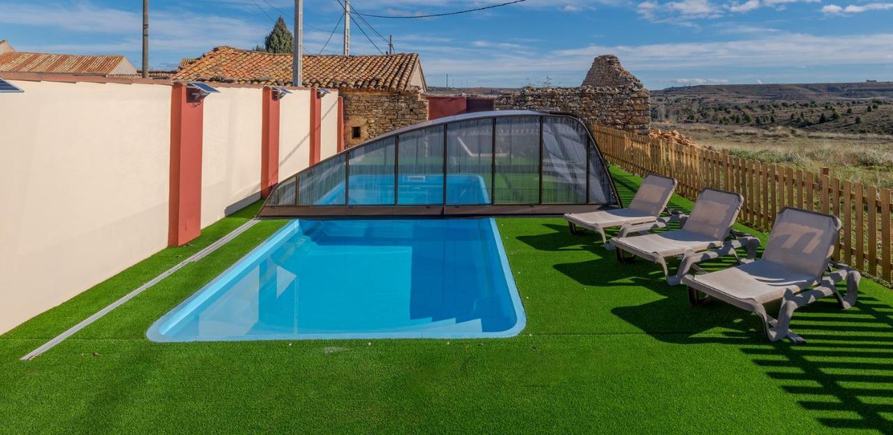 Casa Rural Vicenta 1750 Albentosa ภายนอก รูปภาพ