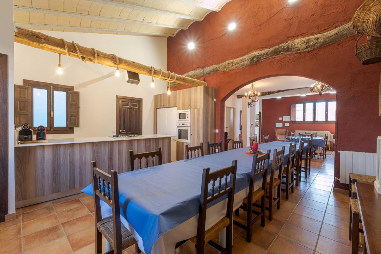 Casa Rural Vicenta 1750 Albentosa ภายนอก รูปภาพ